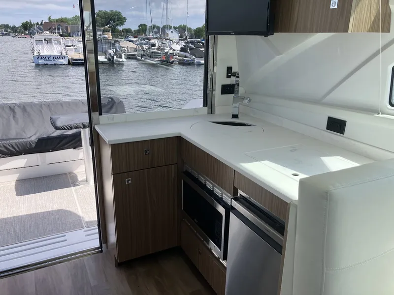Slide: The Image of Cruisers 42 Cantius 2026 - 10