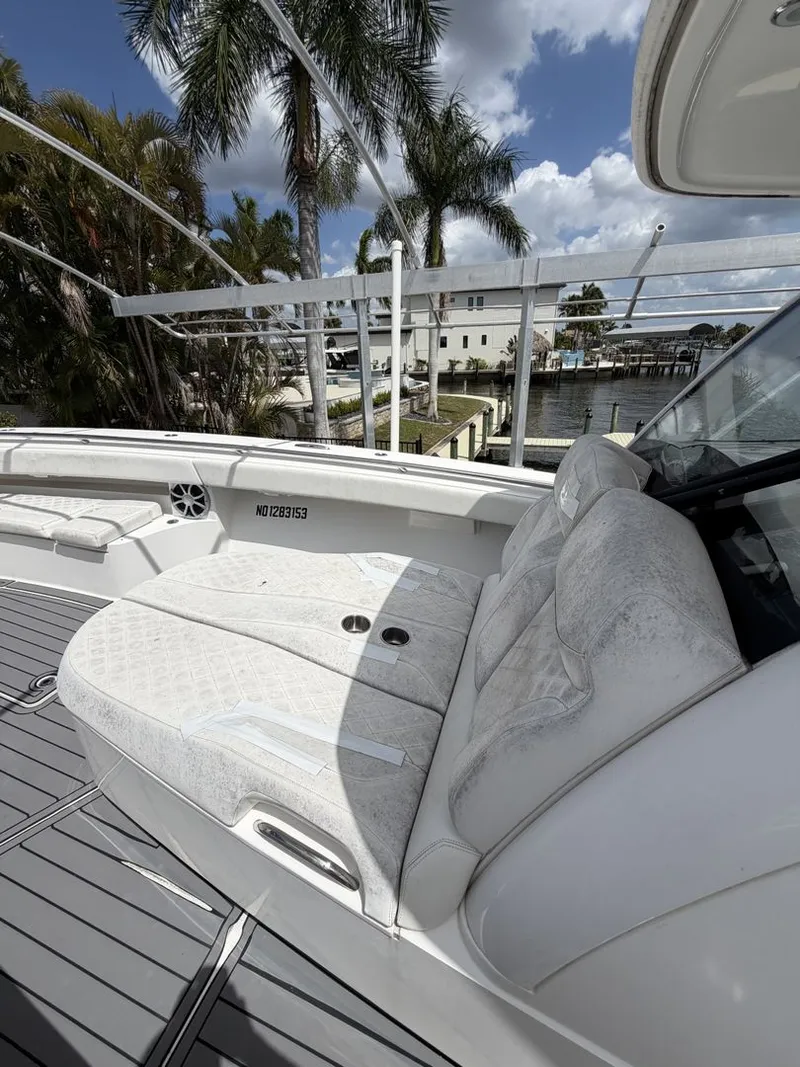 Slide: The Image of Black Water 43 SPORTFISH 2018 - 25