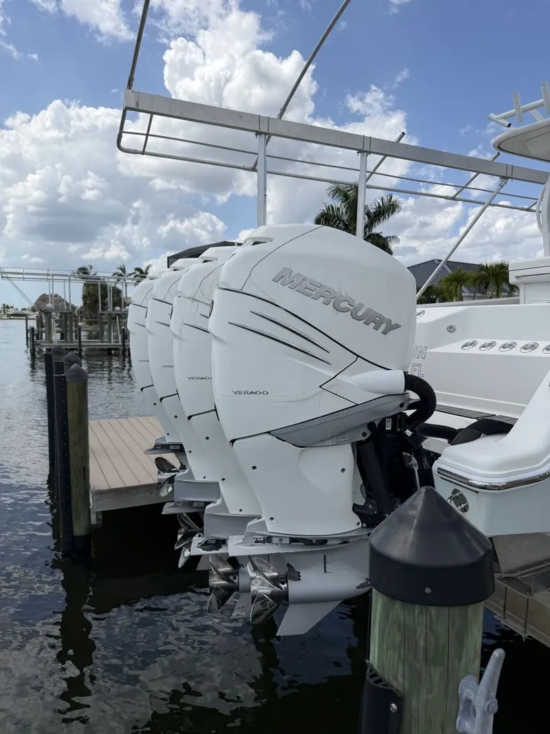 Slide: The Image of Black Water 43 SPORTFISH 2018 - 45