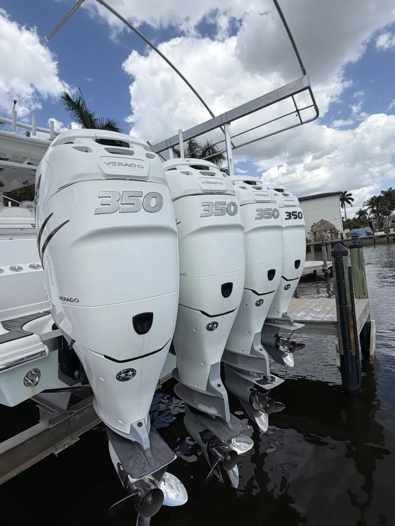 Slide: The Image of Black Water 43 SPORTFISH 2018 - 49