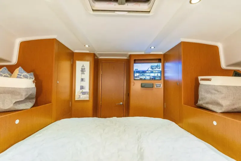 Slide: The Image of Beneteau Swift Trawler 34 2015 - 28