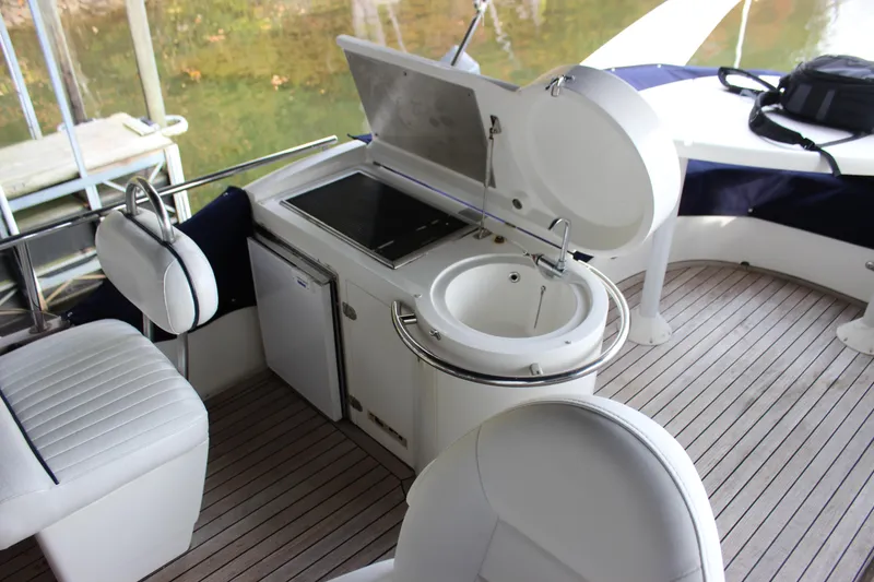 Slide: The Image of Fairline Phantom 2006 - 117