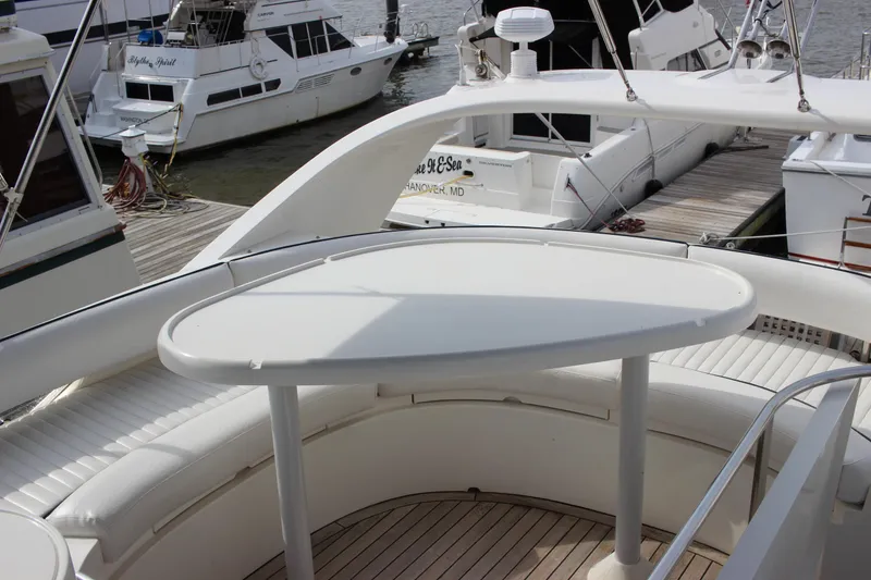 Slide: The Image of Fairline Phantom 2006 - 124