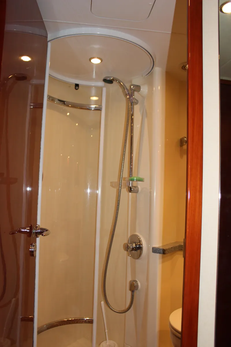 Slide: The Image of Fairline Phantom 2006 - 61
