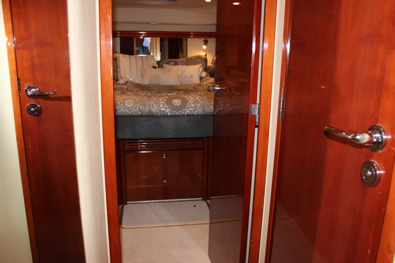 Slide: The Image of Fairline Phantom 2006 - 71
