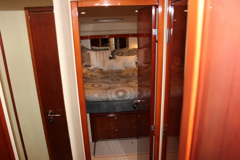 Slide: The Image of Fairline Phantom 2006 - 74