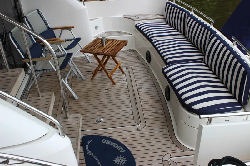 Slide: The Image of Fairline Phantom 2006 - 96