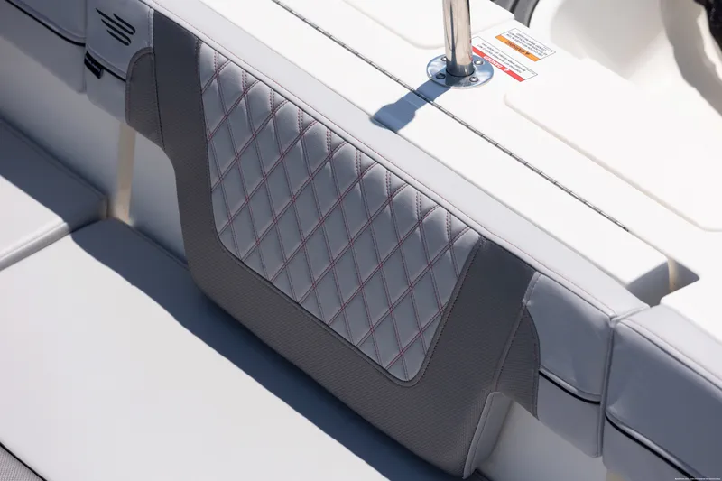 Slide: The Image of Bayliner VR4OB 2025 - 11