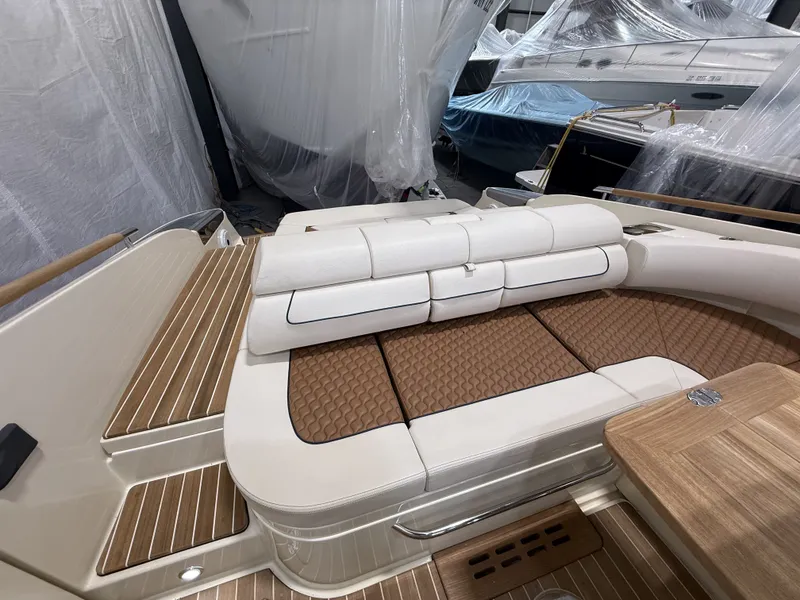 Slide: The Image of Chris-Craft 35 LAUNCH GT 2021 - 35