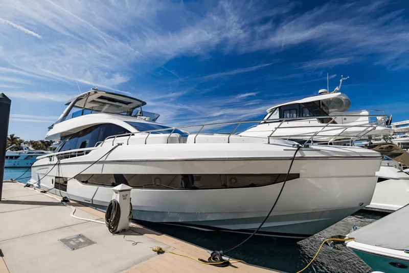 The Image of Azimut 78 FLY 2023 - 0