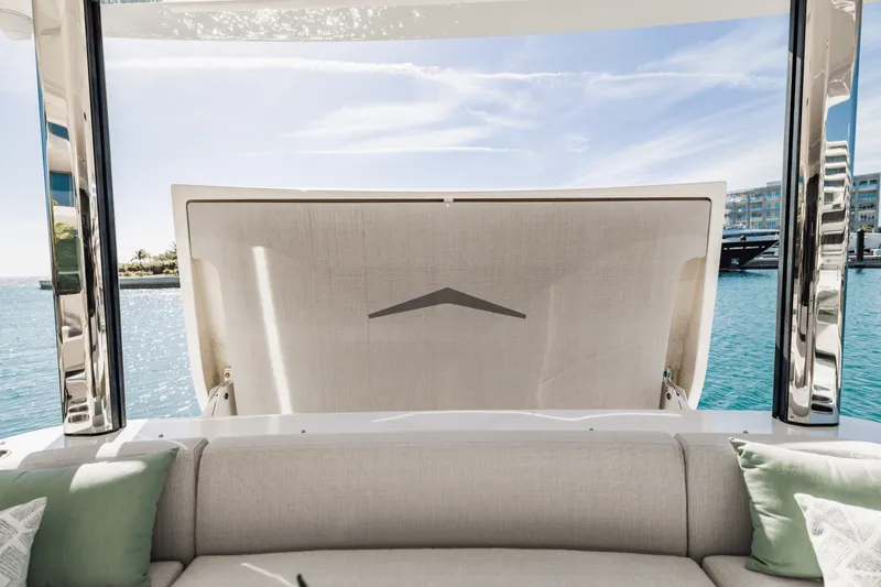 Slide: The Image of Azimut 78 FLY 2023 - 50