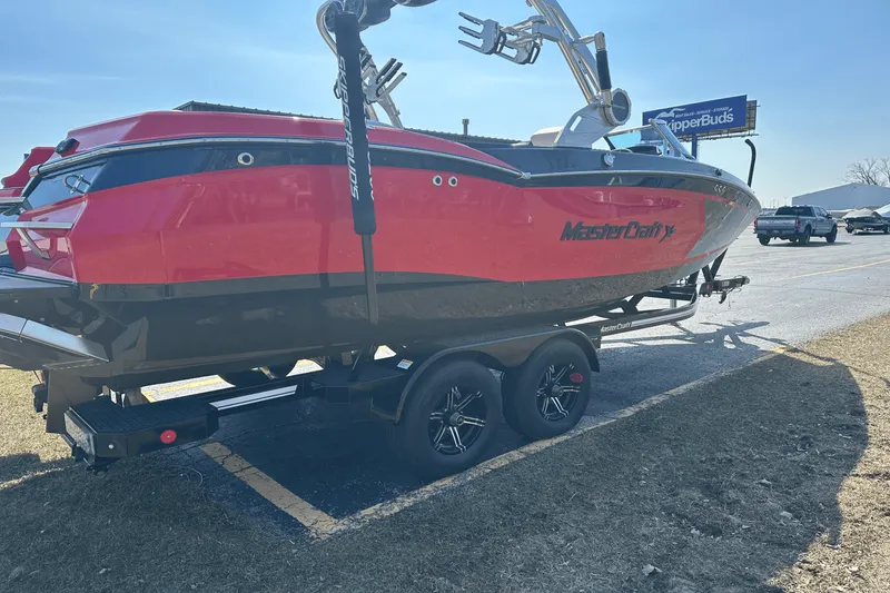 Slide: The Image of Mastercraft XSTAR 2021 - 2