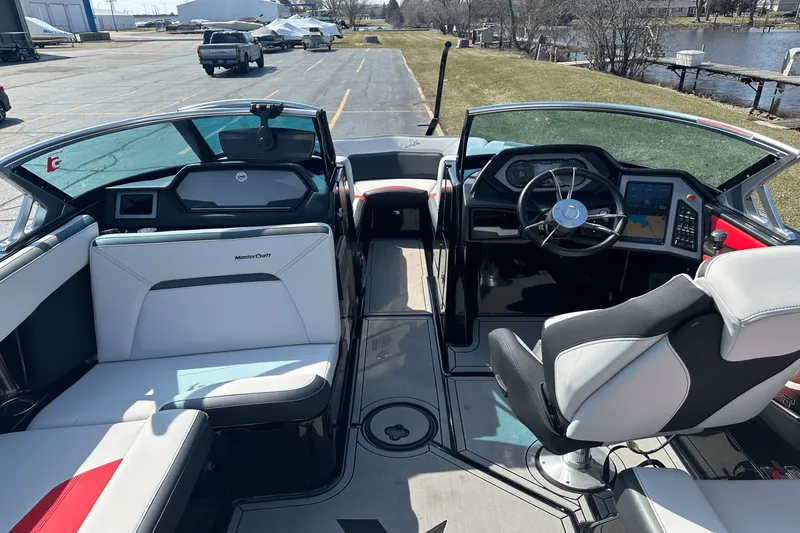 Slide: The Image of Mastercraft XSTAR 2021 - 23