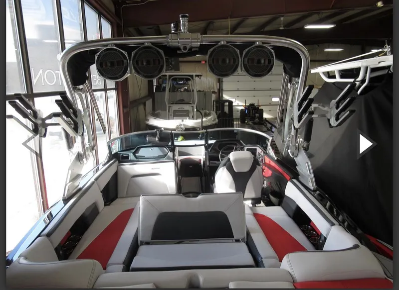 Slide: The Image of Mastercraft XSTAR 2021 - 30
