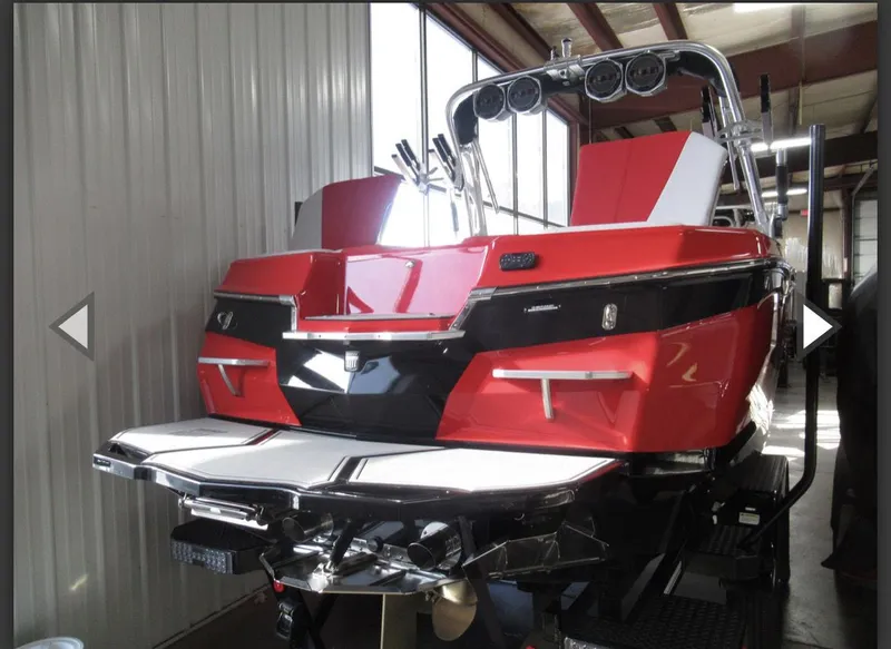 Slide: The Image of Mastercraft XSTAR 2021 - 33