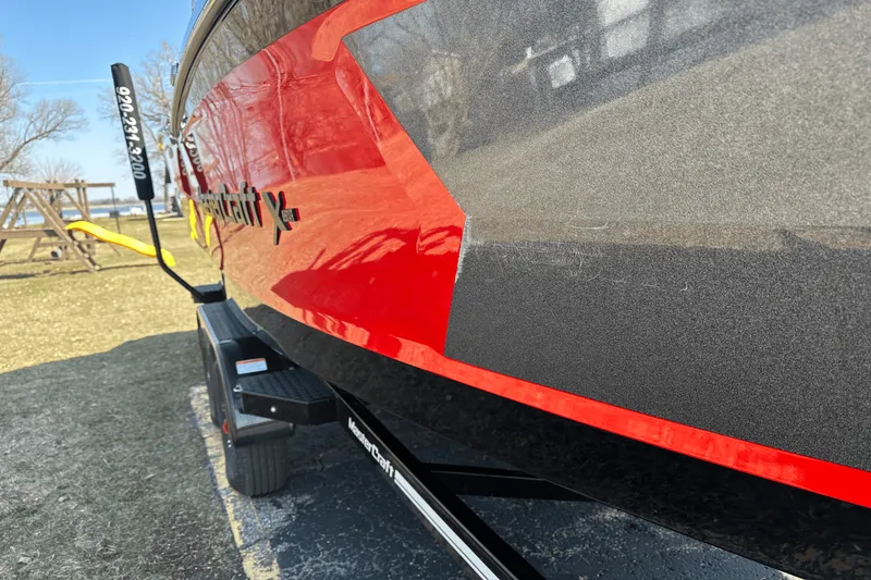 Slide: The Image of Mastercraft XSTAR 2021 - 8