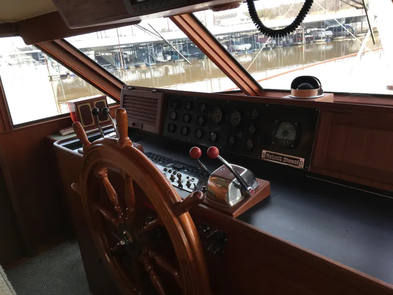 Slide: The Image of Chris-Craft 66 Constellation 1984 - 105