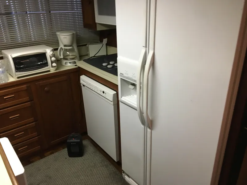 Slide: The Image of Chris-Craft 66 Constellation 1984 - 58