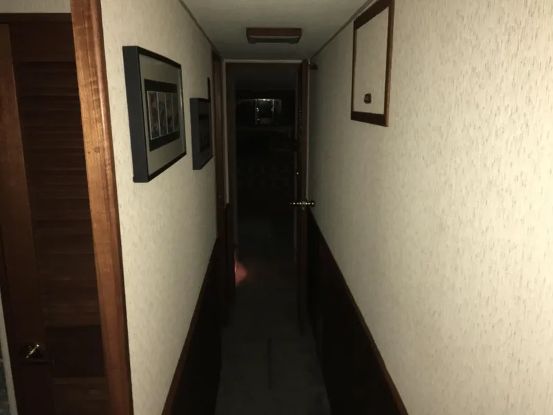 Slide: The Image of Chris-Craft 66 Constellation 1984 - 80