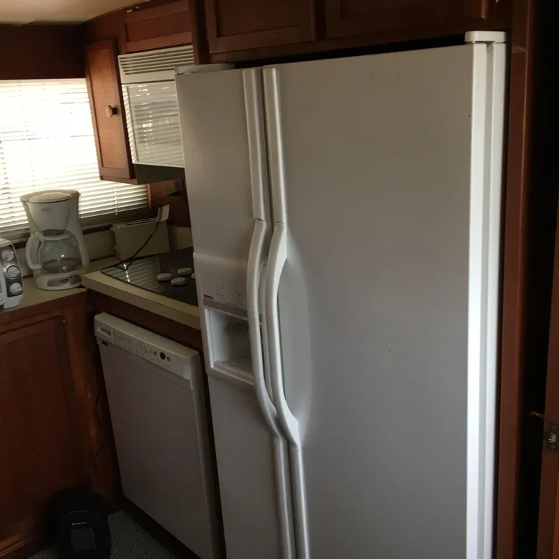 Slide: The Image of Chris-Craft 66 Constellation 1984 - 93