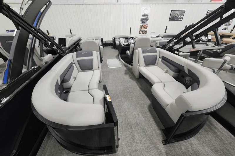 Slide: The Image of Barletta Cabrio 2025 - 3