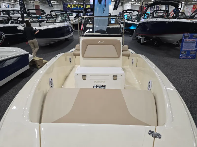 Slide: The Image of Scout 175 Sportfish 2025 - 23