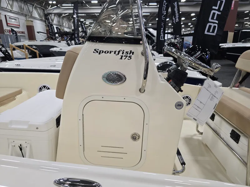 Slide: The Image of Scout 175 Sportfish 2025 - 25
