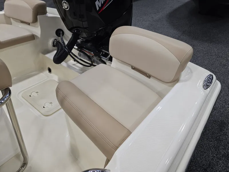 Slide: The Image of Scout 175 Sportfish 2025 - 36