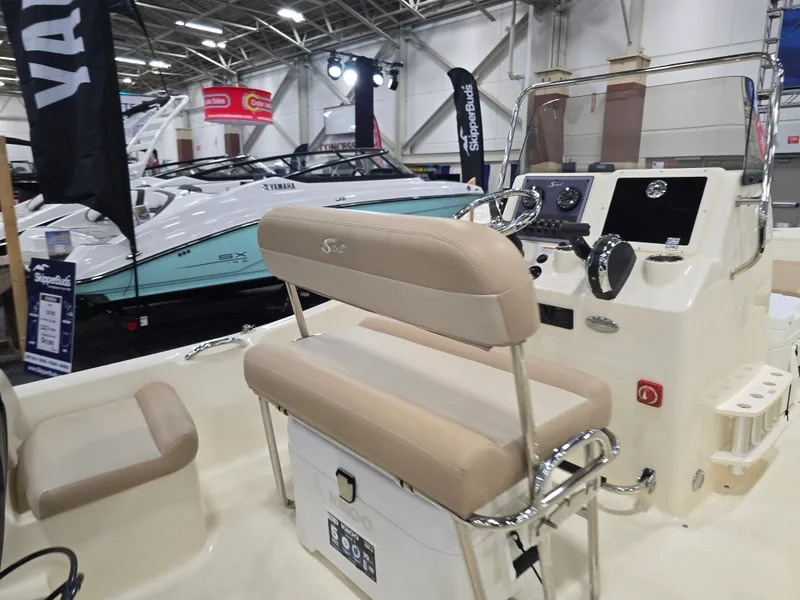 Slide: The Image of Scout 175 Sportfish 2025 - 43