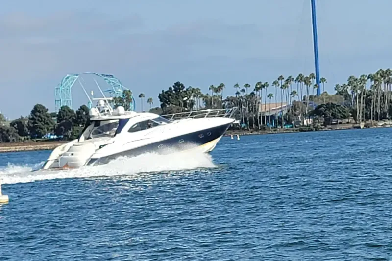 Slide: The Image of Sunseeker Predator 58 2000 - 3