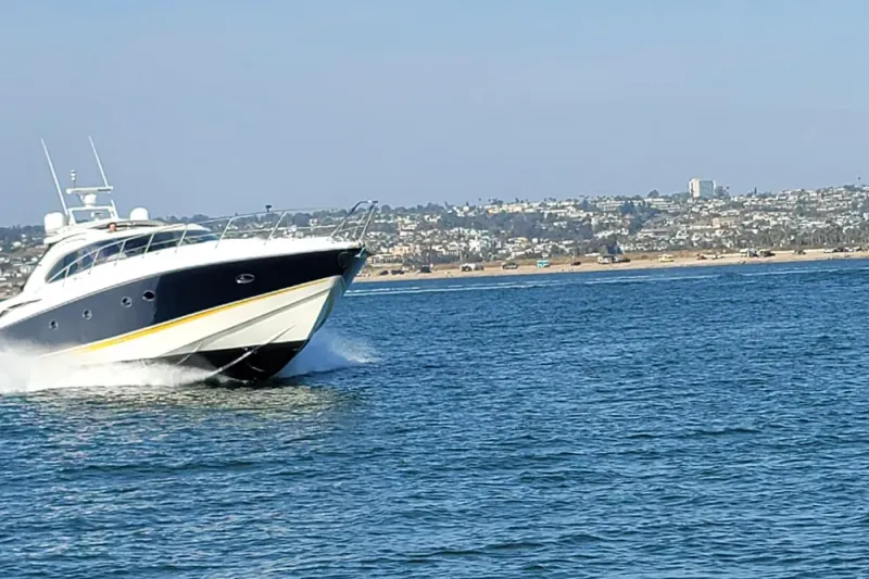 Slide: The Image of Sunseeker Predator 58 2000 - 5
