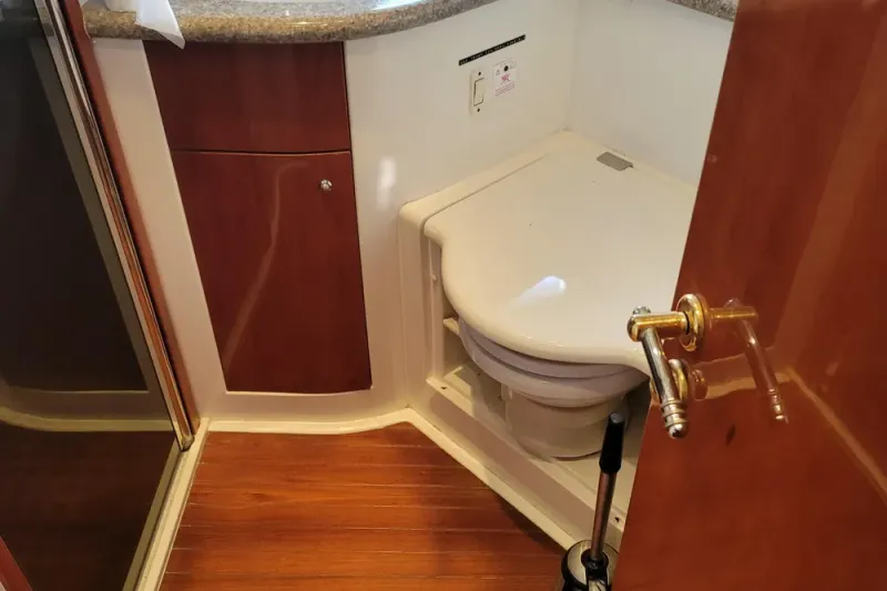 Slide: The Image of Sunseeker Predator 58 2000 - 29