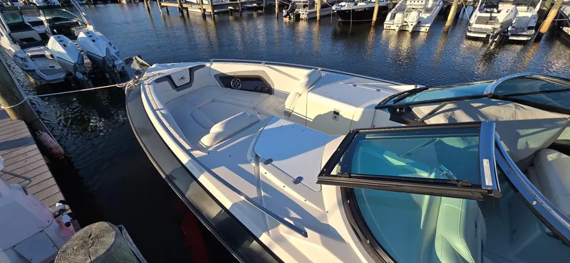 Slide: The Image of Monterey 328SS 2013 - 2