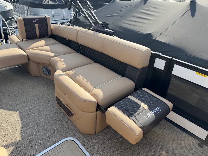 Slide: The Image of Barletta LUSSO23M 2025 - 20