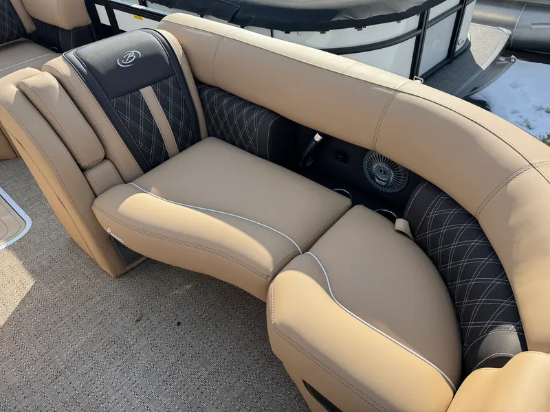 Slide: The Image of Barletta LUSSO23M 2025 - 3