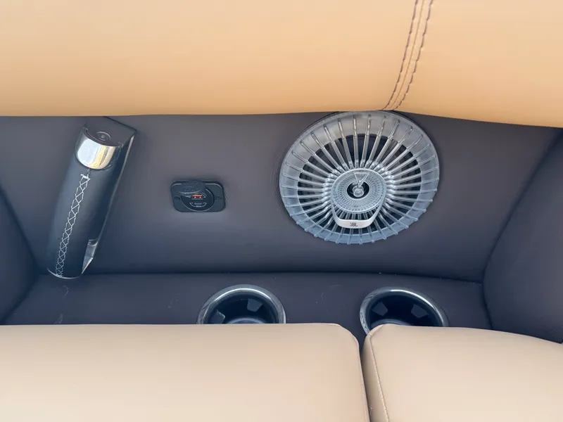 Slide: The Image of Barletta LUSSO23M 2025 - 5