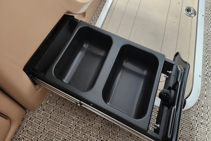 Slide: The Image of Barletta Lusso 2025 - 26