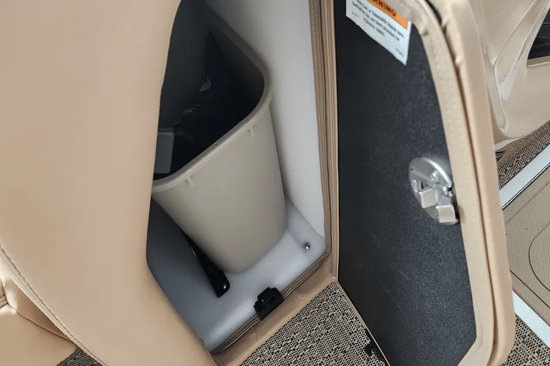 Slide: The Image of Barletta Lusso 2025 - 28