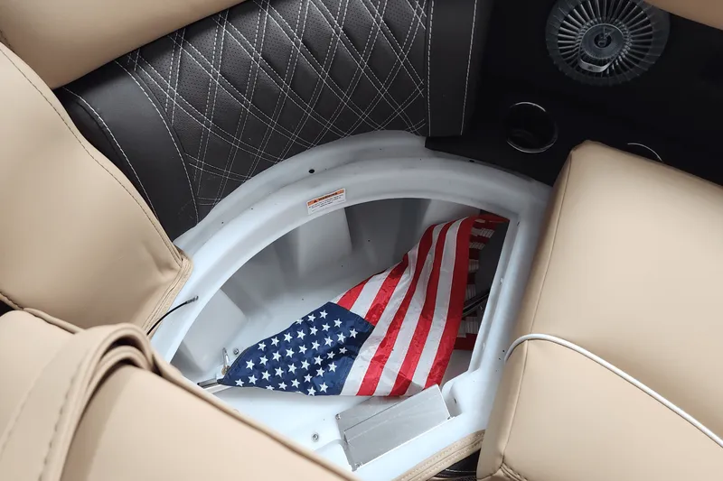 Slide: The Image of Barletta Lusso 2025 - 31