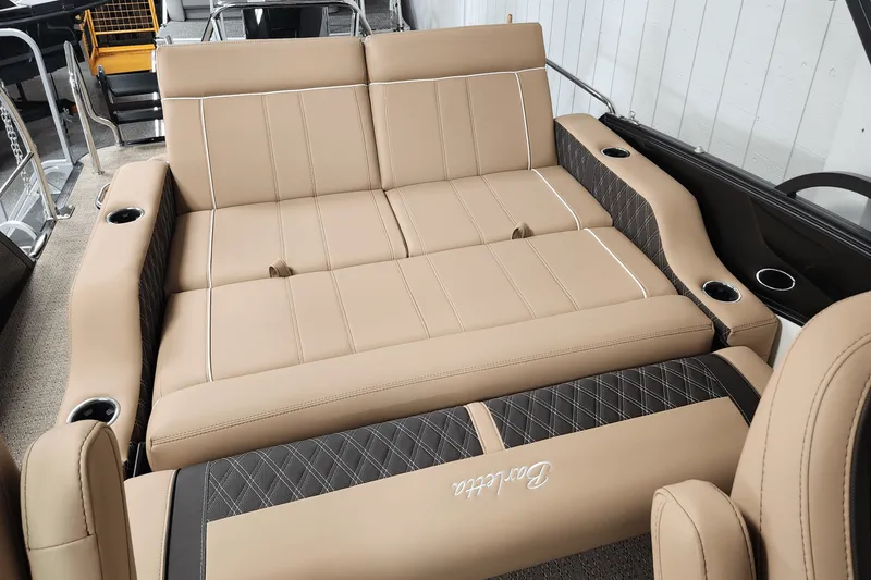 Slide: The Image of Barletta Lusso 2025 - 40