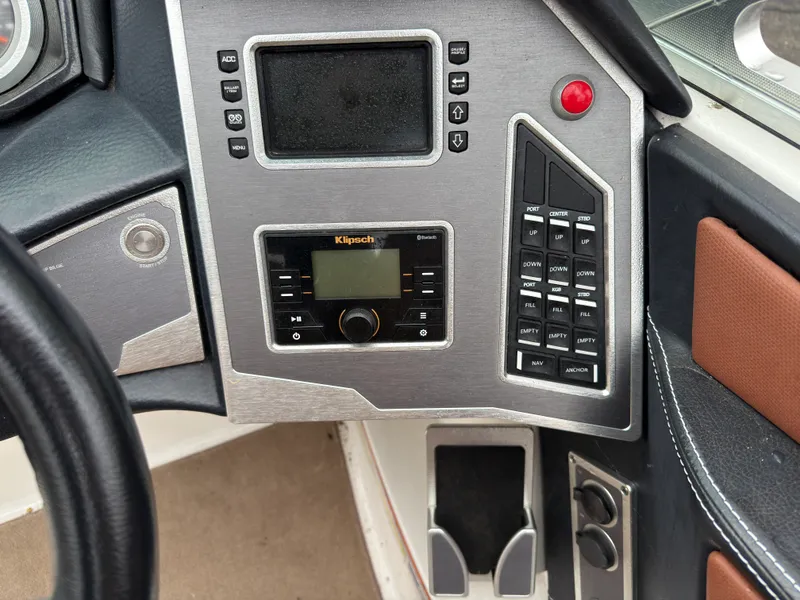 Slide: The Image of Mastercraft XT 20 2018 - 12