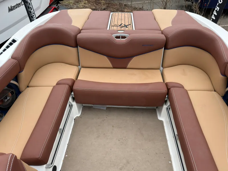 Slide: The Image of Mastercraft XT 20 2018 - 6