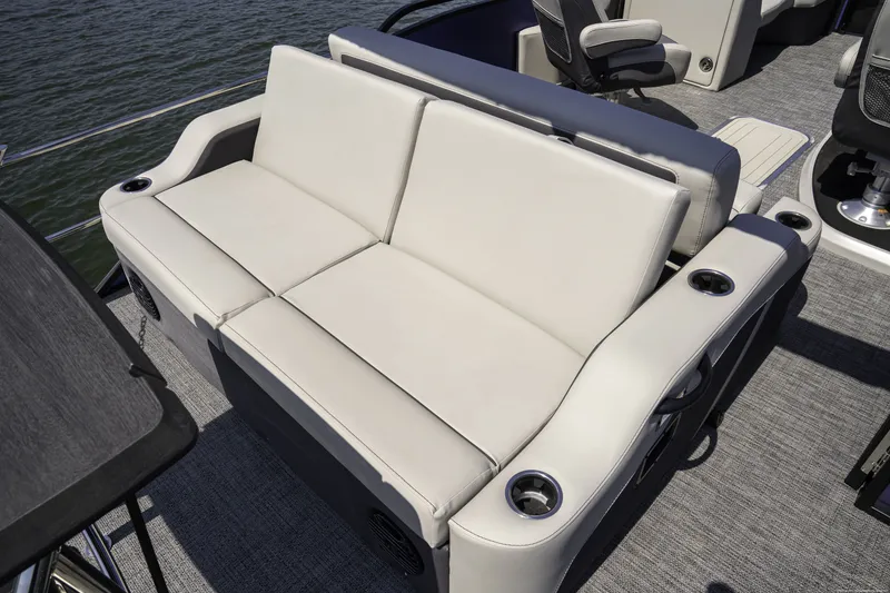 Slide: The Image of Barletta CABRIO22UC 2025 - 19