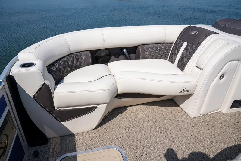 Slide: The Image of Barletta Lusso 2025 - 9