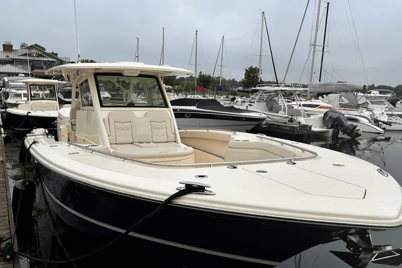 The Image of Scout 330 LXF 2025 - 0