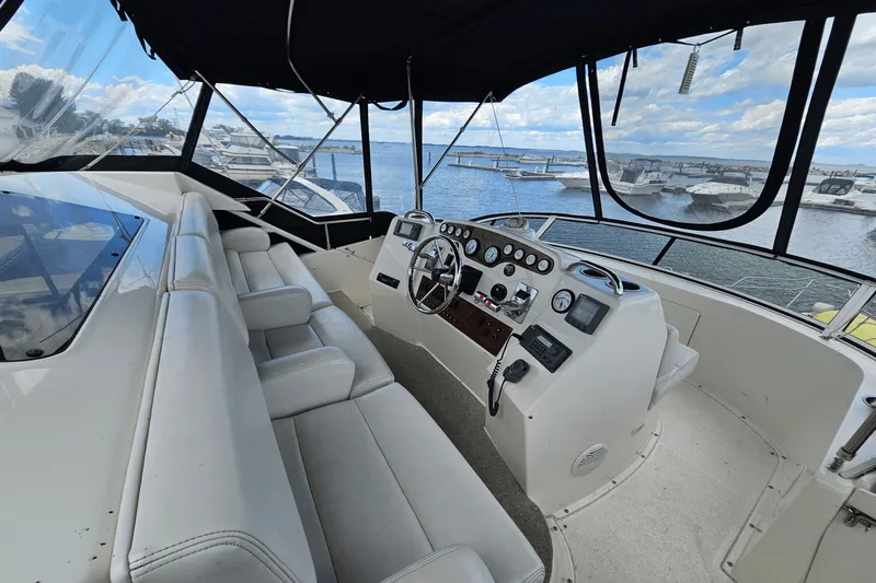 Slide: The Image of Silverton 392 MOTOR YACHT 2001 - 11