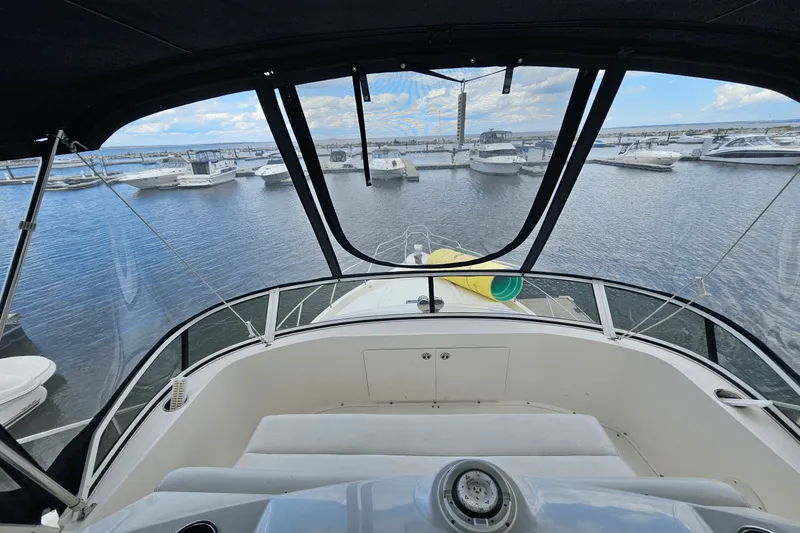 Slide: The Image of Silverton 392 MOTOR YACHT 2001 - 23
