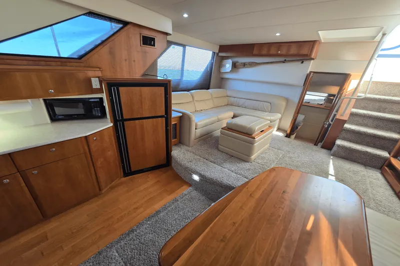 Slide: The Image of Silverton 392 MOTOR YACHT 2001 - 34