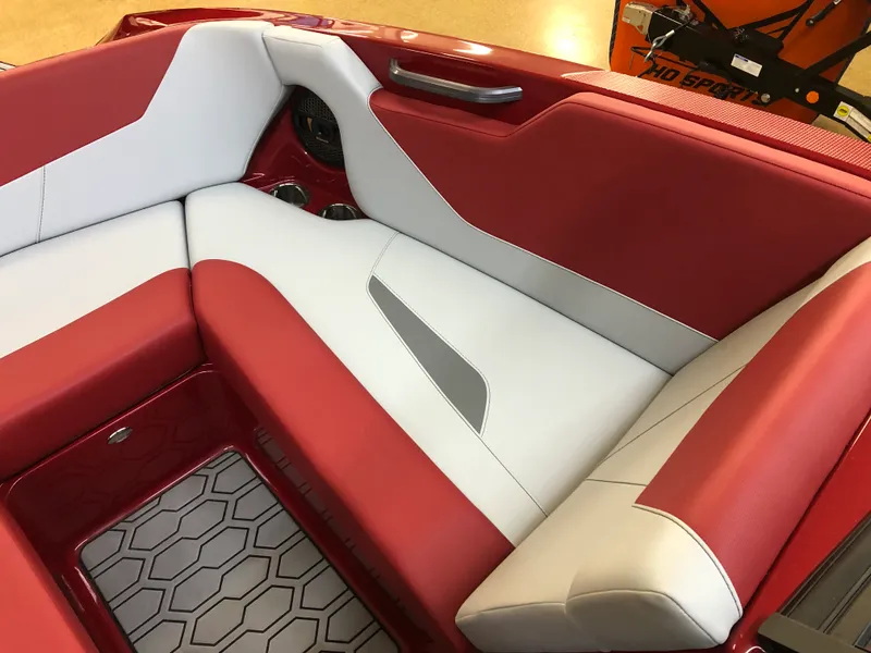 Slide: The Image of Mastercraft NXT22 2025 - 20