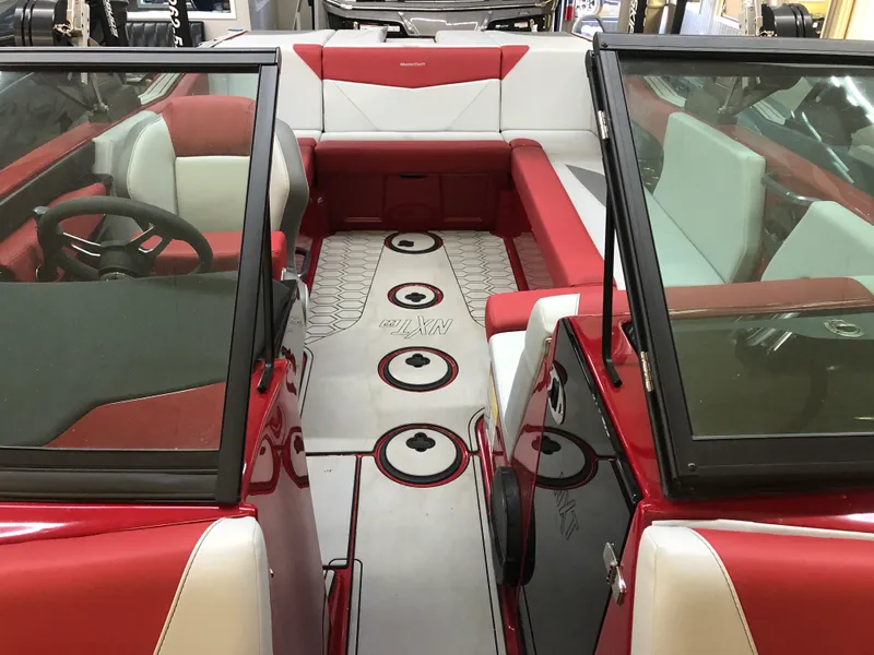 Slide: The Image of Mastercraft NXT22 2025 - 22